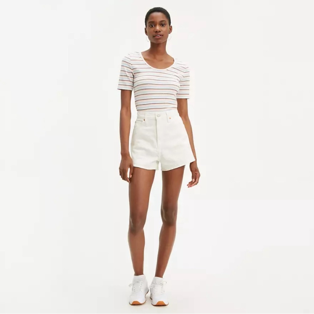 Levi’s White Denim Premium Wide Leg Mid Length Womens Shorts